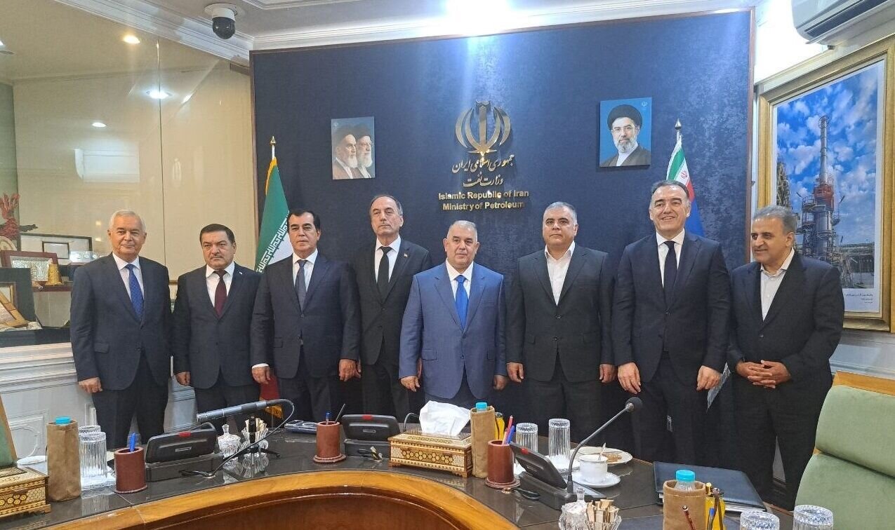 Iran, Tajikistan to sign long-term agreement in energy field