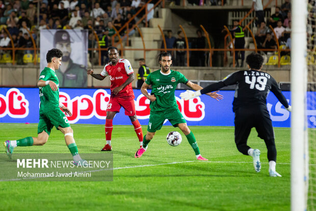 لیگ برتر فوتبال - شمس آذر و پرسپولیس