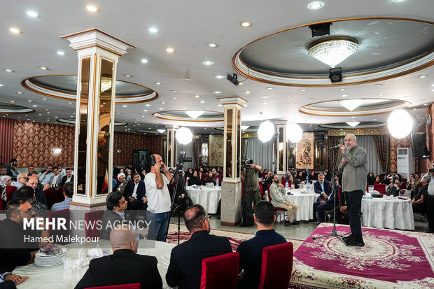 مراسم بزرگداشت روز خبرنگار با حضور رئیس مجلس