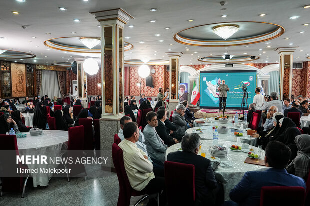 مراسم بزرگداشت روز خبرنگار با حضور رئیس مجلس