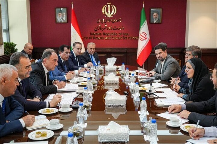 Iran eyes strengthening transport coop. with Tajikistan