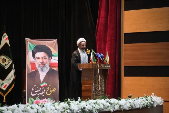  امنیت مردم ثمره مجاهدت حافظان امنیت است