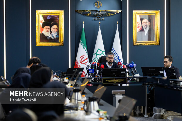 نشست خبری مدیرعامل شرکت واحد اتوبوسرانی
