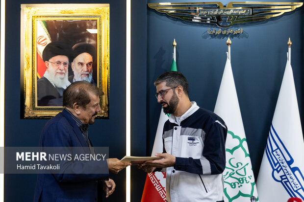 نشست خبری مدیرعامل شرکت واحد اتوبوسرانی