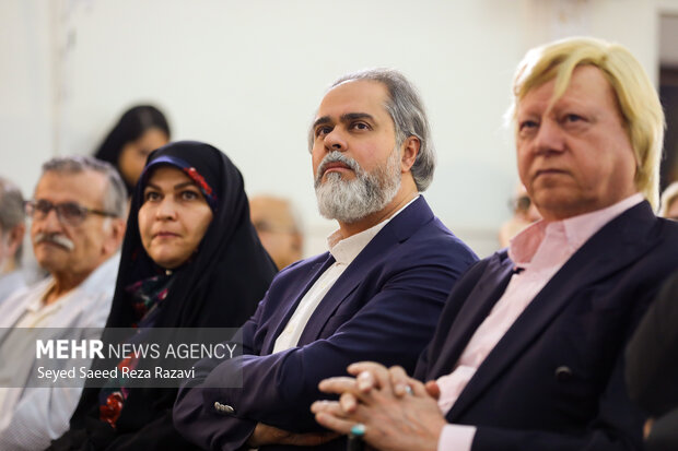 آیین بزرگداشت زنده‌ یاد علی حاتمی