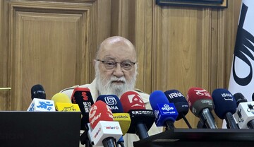 چمران: انتقال نمایشگاه بین‌المللی به جایی نرسید
