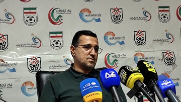 هیچ دولت مردی و فرد سیاسی نمی تواند در امورات فوتبال دخالت کند