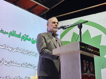 جوانی: دشمن از انسجام ملت ایران در برابر فشارها غافلگیر شده است