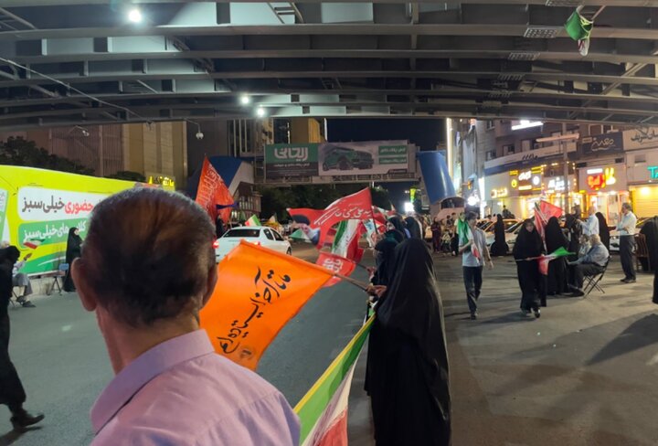 ۱۶۹ شب وفاداری؛ مردم تبریز همچنان پای کار ایران و رهبری