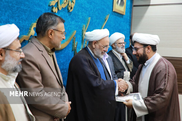 تأکید رئیس‌کل دادگستری سمنان بر نمود انس باقرآن در رفتار کارکنان قضایی