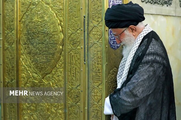 اقامة مراسم إحياء ذكرى الامام الخامنئي الشهيد الليلة في مرقد الإمام الرضا(ع)