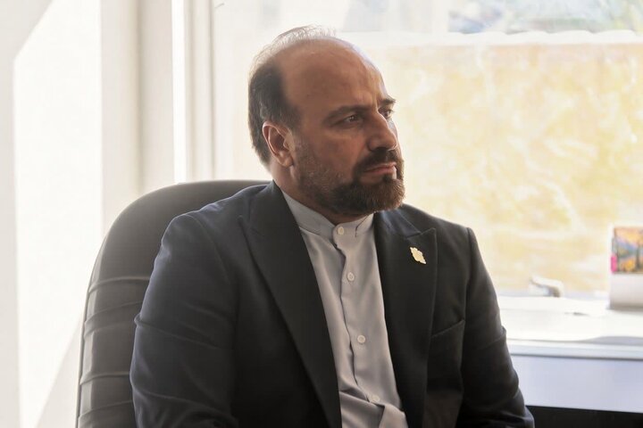 زخم پروژه نیمهکاره «برجهای دوقلو» بر تَن خرمآباد