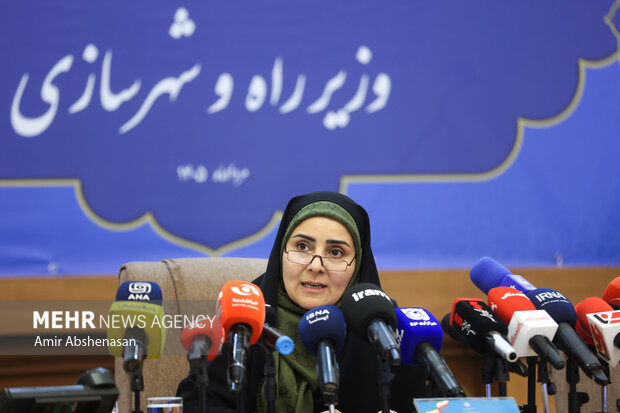 نشست خبری وزیر راه و شهرسازی