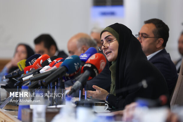 نشست خبری وزیر راه و شهرسازی