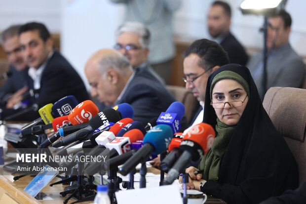 نشست خبری وزیر راه و شهرسازی