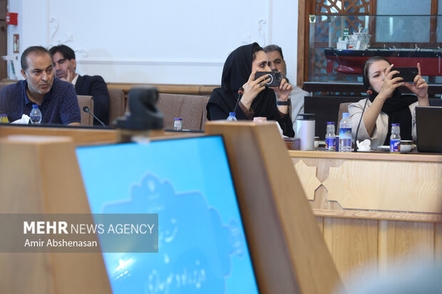نشست خبری وزیر راه و شهرسازی