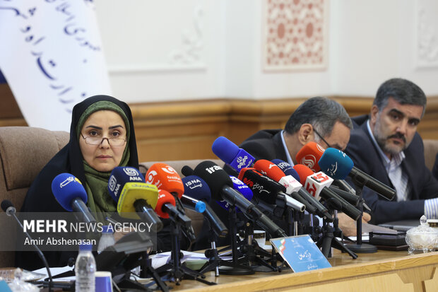 نشست خبری وزیر راه و شهرسازی