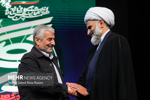 آیین بزرگداشت امام مجاهد شهید