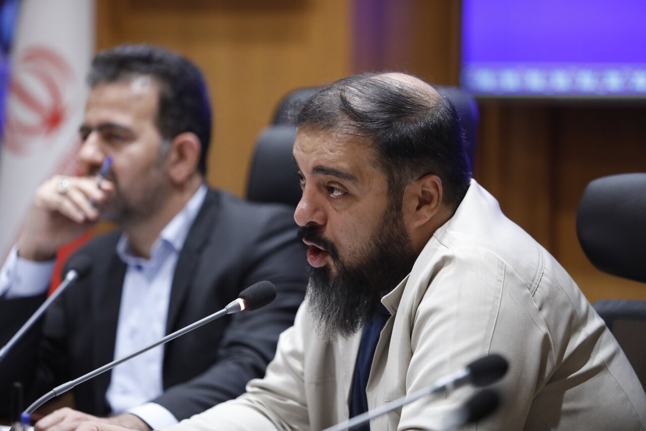 تحلیل خبر: یوسف‌پور: شورای شهر قم برای حمایت از خبرنگاران مصوبه ماندگار تصویب کند | مهر - کد 7fbe