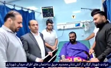 عیادت فرمانده سپاه و شهردار گرگان از آتش‌نشان مصدوم حادثه آتش‌سوزی