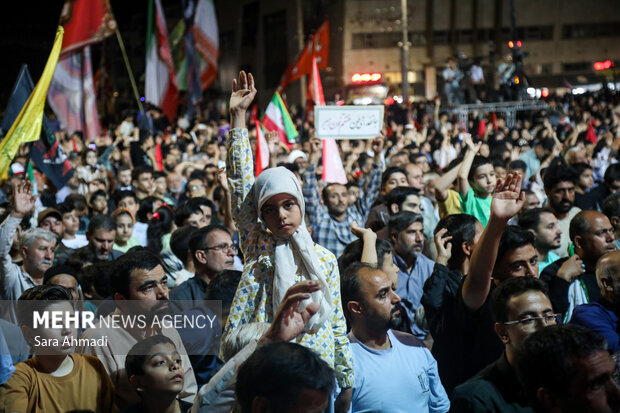 محفل اربعین تدفین رهبر شهید انقلاب در مشهد