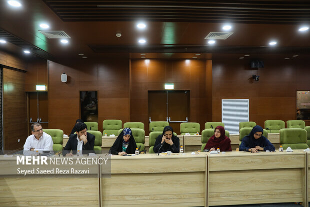 نشست خبری معاون بنیاد شهید و امور ایثارگران با خبرنگاران