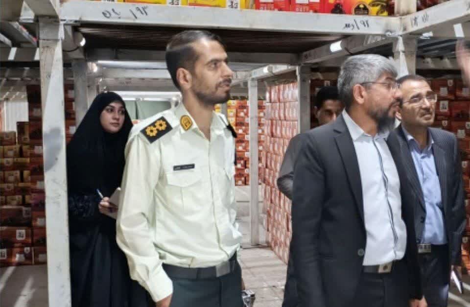 شناسایی ۵ واحد متخلف نگهداری و بسته‌بندی خرما در ریگان