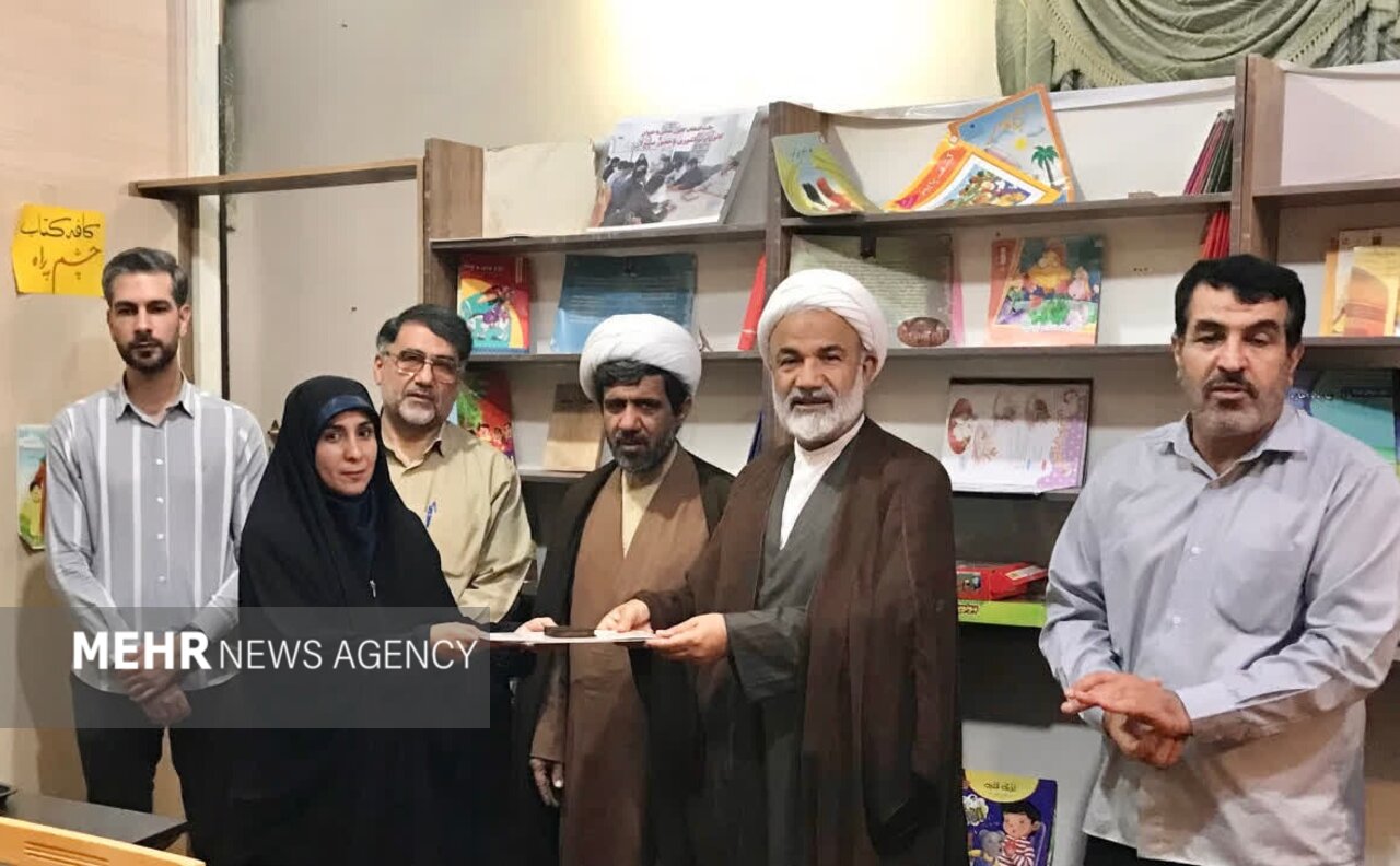 تحلیل خبر: امام جمعه دشتستان: تربیت نیروهای مؤمن و توانمند در اولویت مساجد باشد | مهر - کد 874e