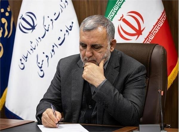معاون امور فرهنگی درگذشت محسن کمالیان را تسلیت گفت معاون امور فرهنگی درگذشت محسن کمالیان را تسلیت گفت