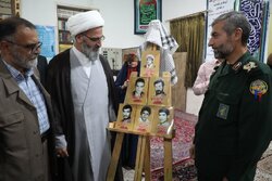 ۳۲ کتاب از خاطرات شهدای خورزان دامغان رونمایی شد