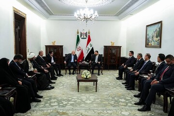 قاليباف يلتقي رئيس الوزراء العراقي