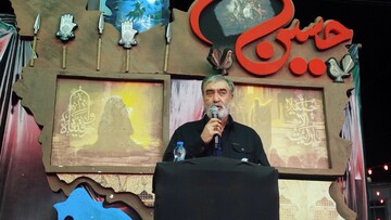 عزیزی: ملت ایران در دفاع از منافع ملی اهل باج دادن نیست