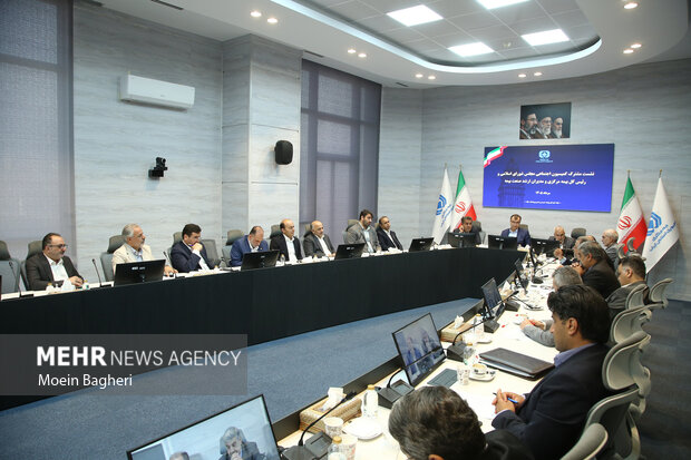 نشست كمیسیون اجتماعی مجلس و مدیران بیمه مركزی