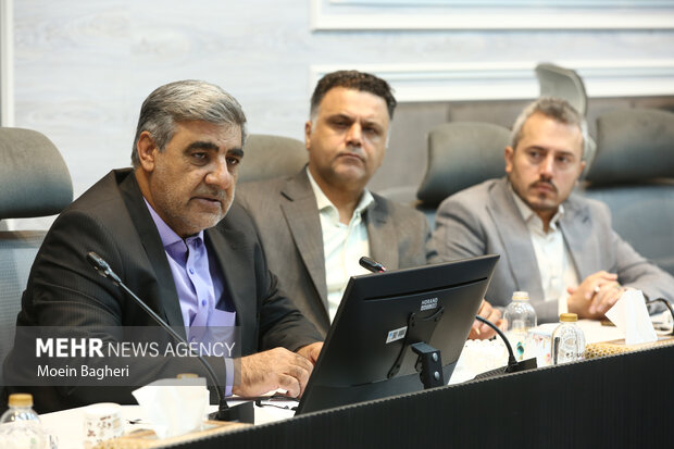 نشست كمیسیون اجتماعی مجلس و مدیران بیمه مركزی