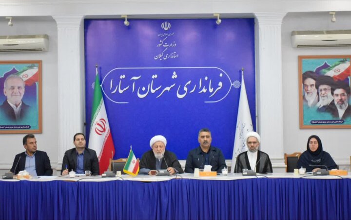 فرماندار آستارا: دهیاران خط مقدم حفظ یکپارچگی روستاها هستند