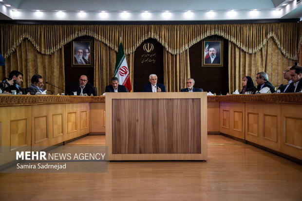 نشست تقدیر از فعالان مراسم اربعین