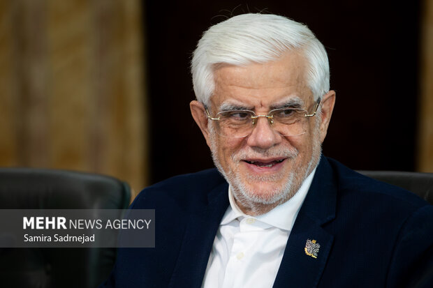 نشست تقدیر از فعالان مراسم اربعین