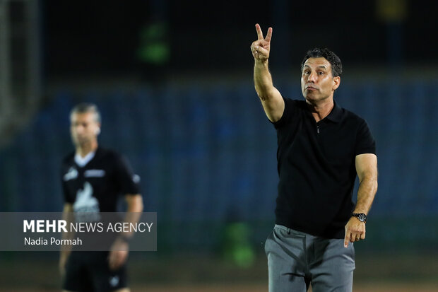 لیگ برتر فوتبال - پرسپولیس و استقلال خوزستان