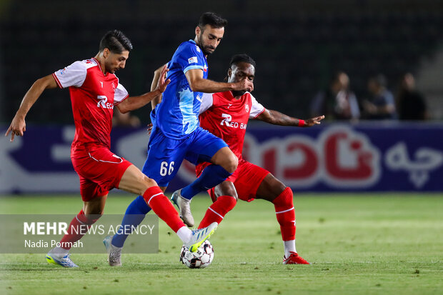 لیگ برتر فوتبال - پرسپولیس و استقلال خوزستان