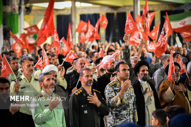 مراسم چهلم تدفین رهبر شهید انقلاب در اراک