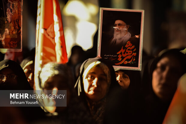 مراسم چهلم تدفین رهبر شهید انقلاب در اراک