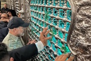 قاليباف يتشرف بزيارة مرقد الإمامين الجوادين في ختام اليوم الأول من زيارته إلى العراق