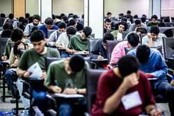 دفترچه سوالات آزمون گروه‌های هنر و زبان‌های خارجی کنکور ۱۴۰۵ منتشر شد