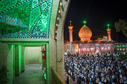 حرم شاهچراغ(ع) در سوگ بانوی دو عالم؛ عطر فاطمیه در شیراز می‌پیچد