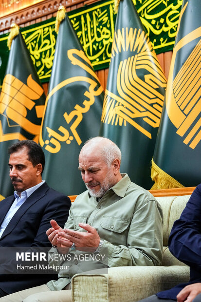 اولین روز سفر رئیس مجلس به عراق