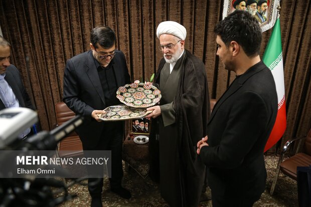 سفر وزیر ورزش و جوانان به کردستان