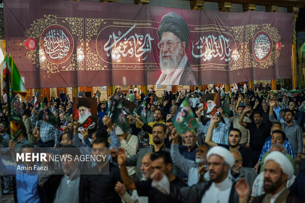 مراسم اربعین تدفین رهبر شهید انقلاب در حرم شاهچراغ(ع)