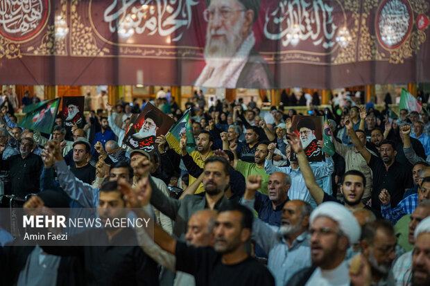 مراسم اربعین تدفین رهبر شهید انقلاب در حرم شاهچراغ(ع)