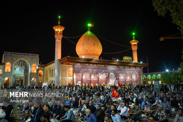 مراسم اربعین تدفین رهبر شهید انقلاب در حرم شاهچراغ(ع)