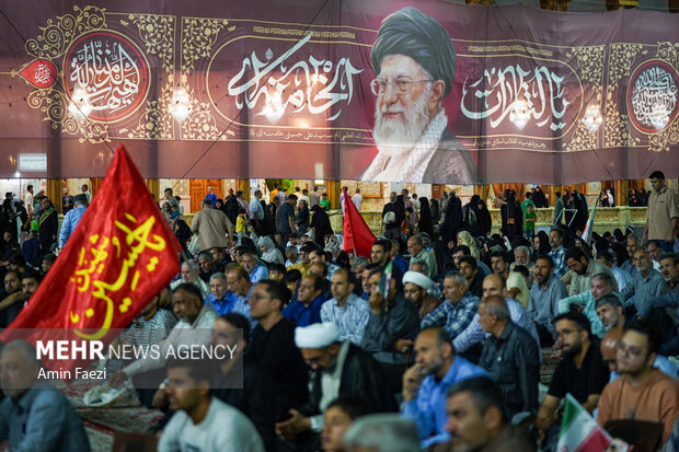 مراسم اربعین تدفین رهبر شهید انقلاب در حرم شاهچراغ(ع)